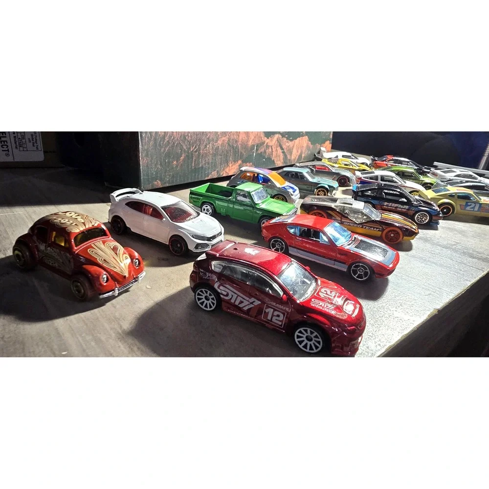 Hot Wheels LOT 16 Cars Trucks Vintage Honda Nissian Subaru Madza Toyota Loose HW